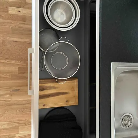 Luxurioeses 4-zimmer-apt Im Boutique-stil I Top-lage I Familienfreundlich I Balkon I Kueche I Netflix I Kostenloser Parkplatz I 105 M2 Appartement *